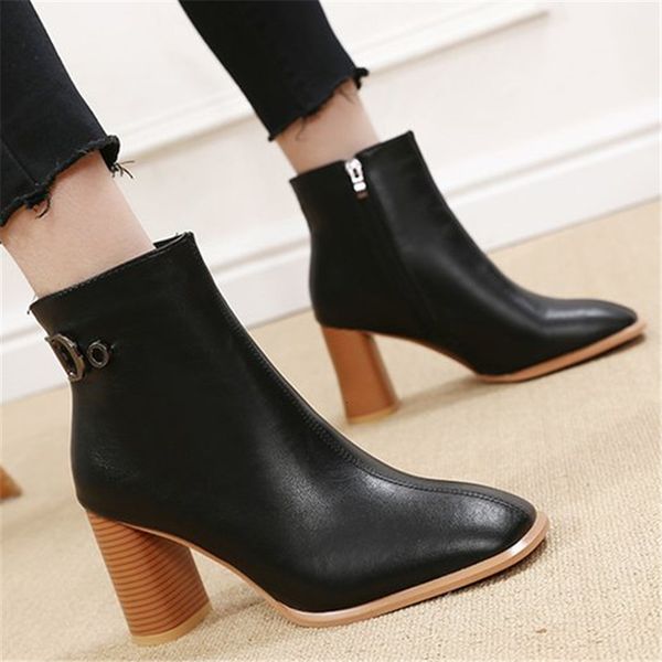 

2021 new fall winter women high-quality leather pointed zip to skid wear comfortable warm woman boots gwf8, Black