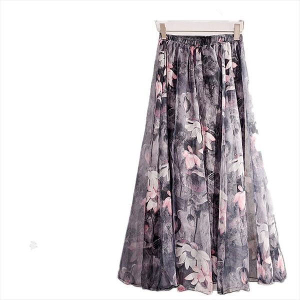 

2020 the summer and new retro beach printed chiffon skirt bust in bohemia long skirt ing, Black