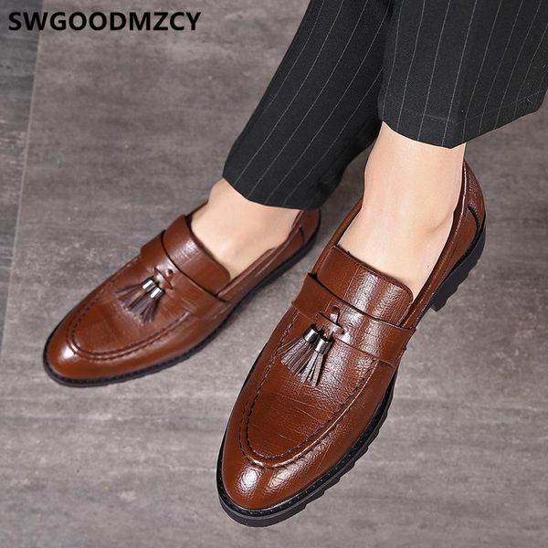 

leather shoes men formal coiffeur corporate shoes for men italian brand mens dress loafers brown dress sepatu slip on pria, Black