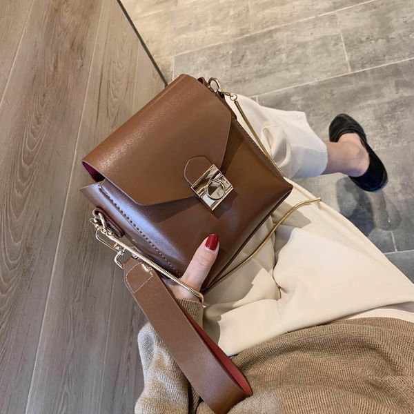 

shoulder bags korean women handbags small mobile phone bag 2021 casual wild lady chains packages fashion girl messenger black