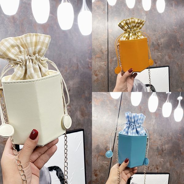 

rkwzf 2020 fashionable new 0 foreign chain messenger women's ins net shoulder bag red personalized style versatile one shoulder bucket