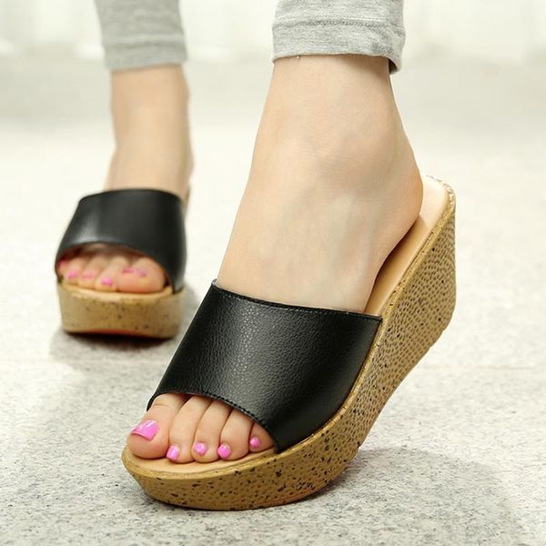 

nice the new fashion cool slippers women wedge high waterproof platform sandals with a sponge thick bottom anti-slip slippers1, Black