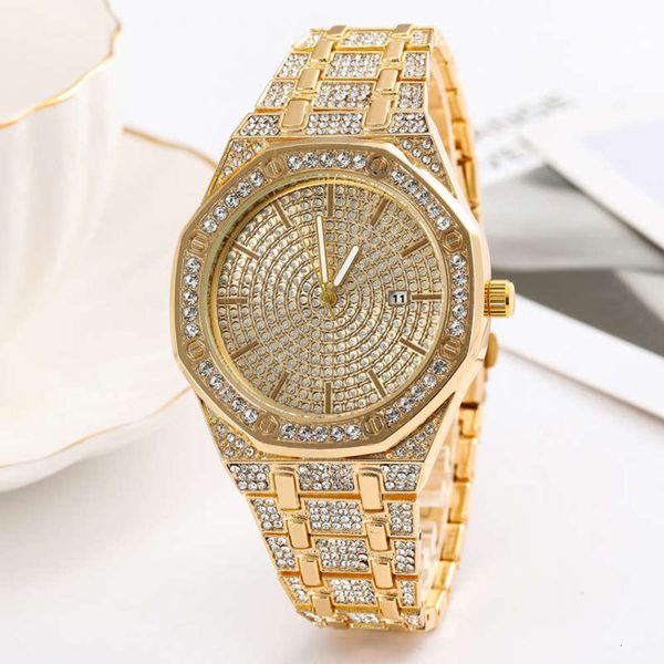

dial inlaid large style diamond steel band watch cool sky star calendar rivet roman scale fashion men's watch, Slivery;brown