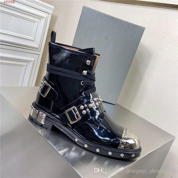 

2020 autumn winter mens shoes black leather lace-up ankle boots, metal round head nail bead handsome leather shoes