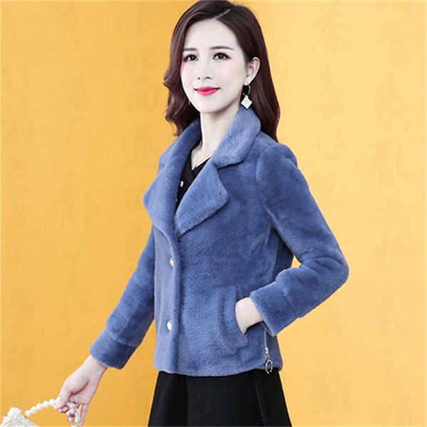 

woolen women's autumn winter womens coat small man 2020 new versatile short mink velvet fashion, Black