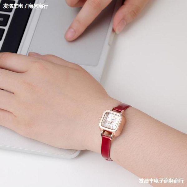

patent korean color square leather dial fine chain small dial small watch classic versatile women's watch trend, Slivery;brown