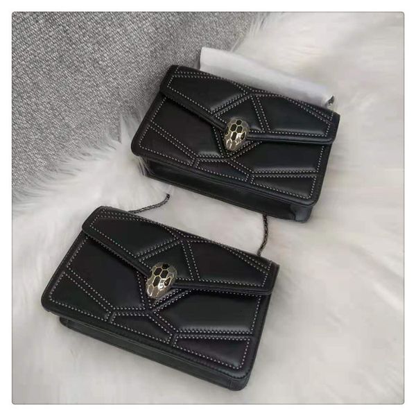 

women's 2019 new fashion spring head snakehead nail chain single shoulder messenger leather small square bag
