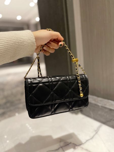 

luxury designers bags handbags 2022 c family 2 colors classic genuine leather women handbag lingge chain shoulder bag messengers bale