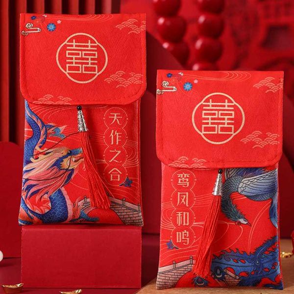 

2021 hand-painted red envelope wedding satin red envelope silk fabric packet