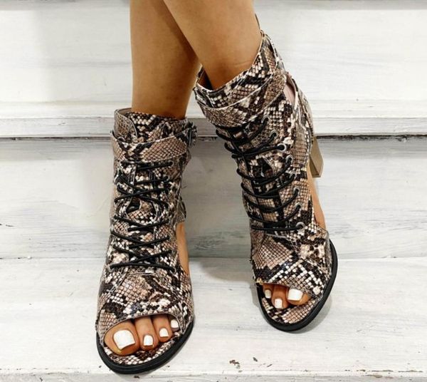 

2021 new women summer sandals solid flock peep toe buckle plus size gladiator high square heels shoes women casual sandals1, Black