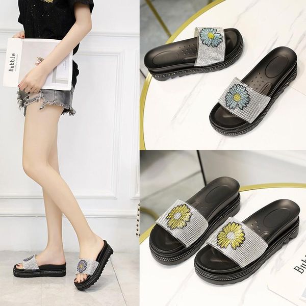 

woman slippers summer women candy color bling flip flops outdoor ladies slides beach shoes female crystal slippers glitter flat1, Black