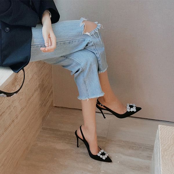 

2020 new net red rhinestone black french high-heeled shoes women's thin heels with words after baotou sandals female summer c0202