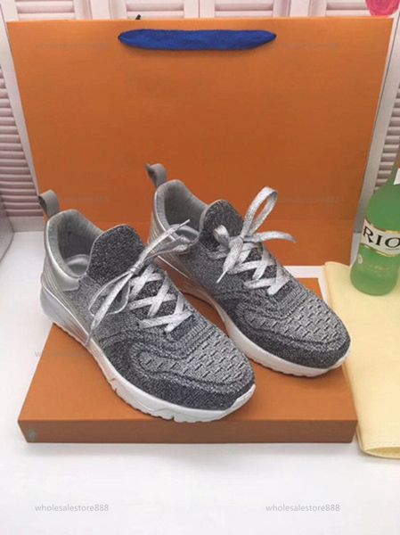 

2021 повседневная обувь женские мужские дышащие кроссовки ultleight boy открытая обувь для прогулок тренер плоские кроссовки, Black
