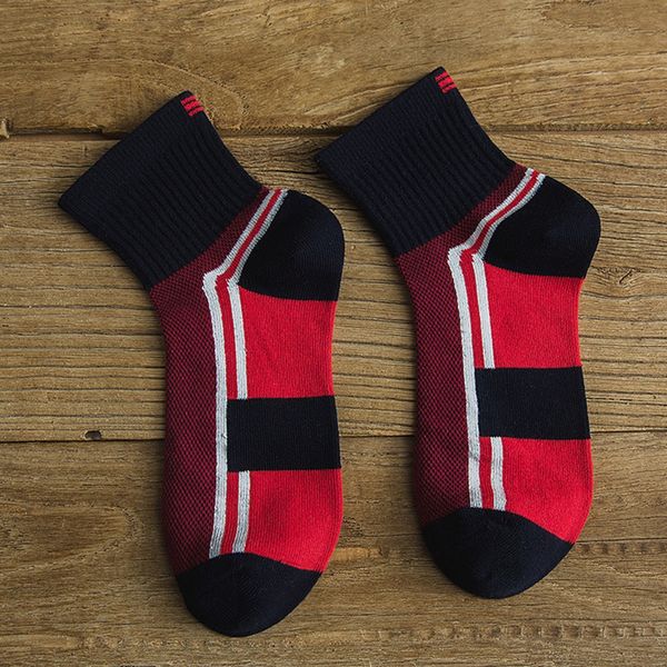 

новая осенне-зимний хлопок квадратный фут хлопок мужские носки средние дышащий пота цвет абсорбент трубки соответствие мужские спортивные но, Black