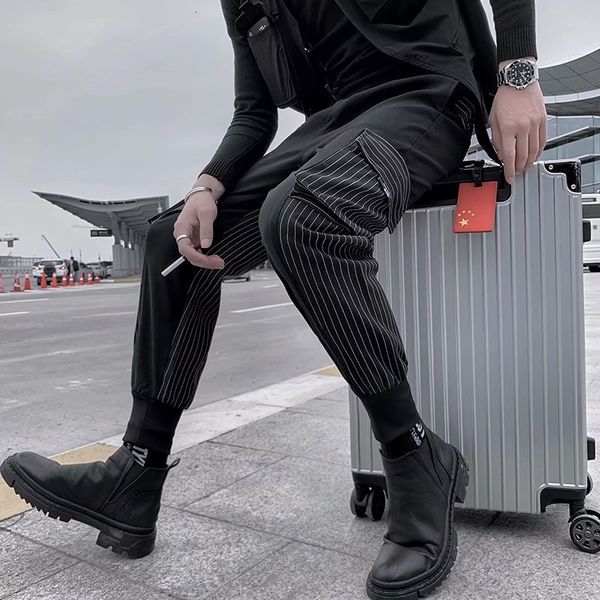

net red tide brand overalls straight tube loose fall and winter paratrooper versatile korean fashion men's pants handsome, Black
