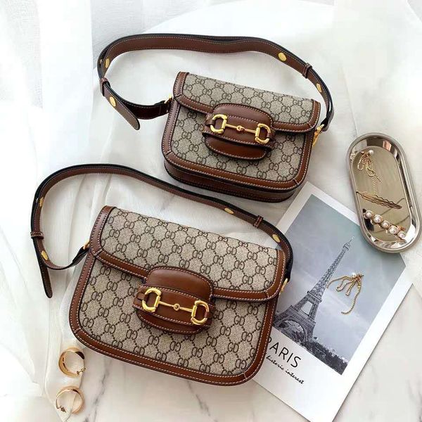 

in kind with nini xiaozhan's 1955 saddle bag