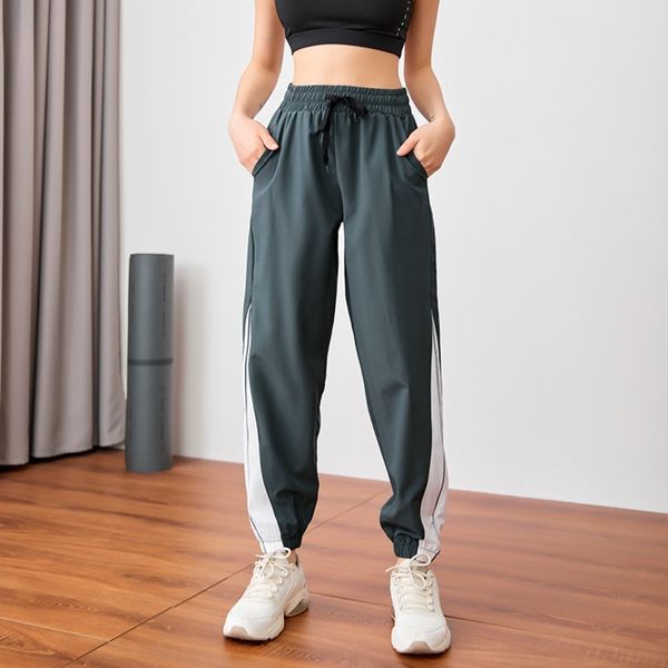 

wfulj 2020 new fitness women's sports yoga pantsstitching pants leg breathable yoga comfortable running harlan sports pants bkgm4