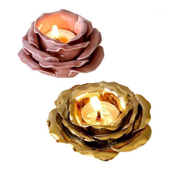 

creative refined petal-shaped water lily ceramic candlestick golden candle holder candle cup1