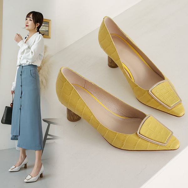 

2021 new genuine bombs 22-25 relief length woman metal buckles skin in and out z0bp, Black