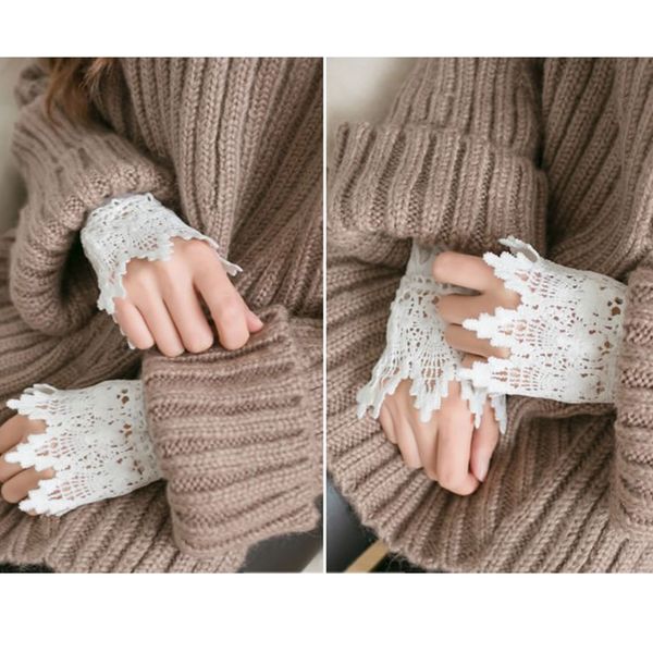 

new retro lace gloves sleeve wristband accessory wrist band cuff 2 pairs, Black