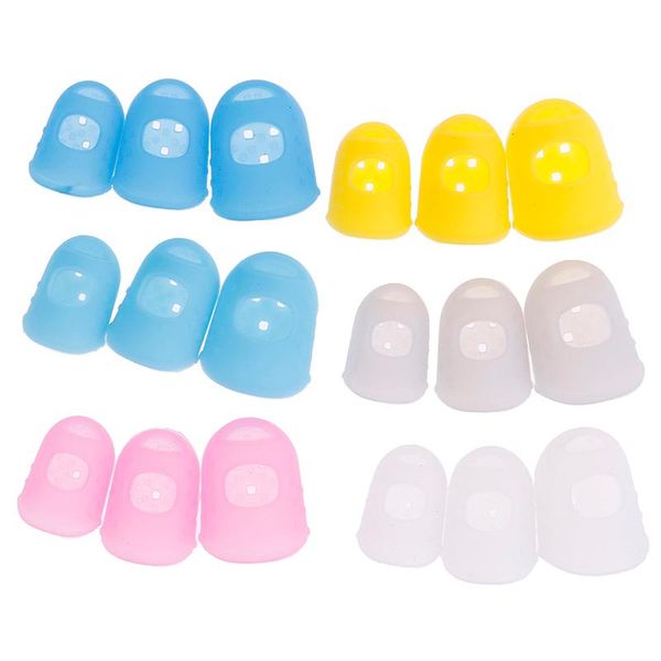 

1/3 pcs silicone thimble tip anti-pain silicone finger sleeve knitting tool hollow breathable sewing needle accessory 3 size, Black