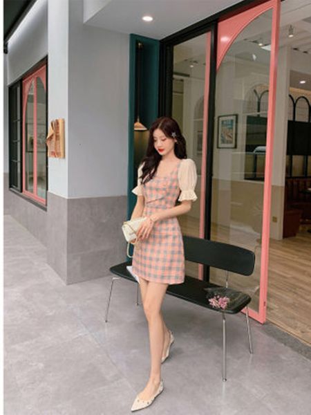 

2021 new short sleeve chess female office dress checkered line square collar korean temperament style chiffon seam 53b4, Black;gray