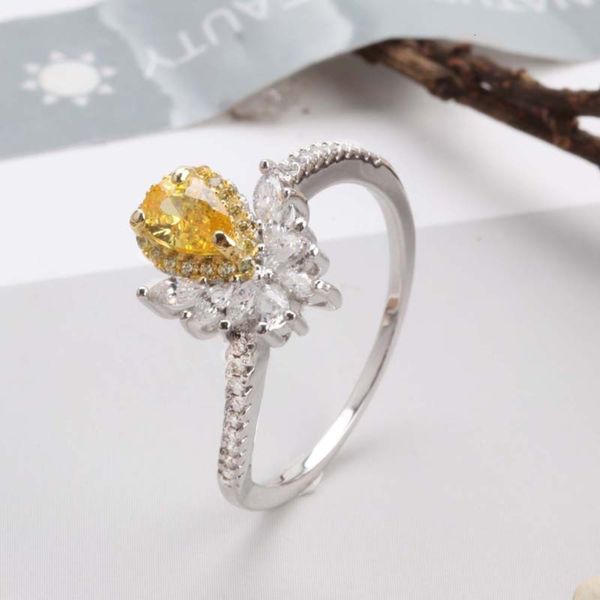 

luxurys designers fashion jz292 c imitation ring with zircon inlaid ring princess pear shaped flower yellow diamond ring, Silver