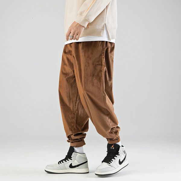

2021 new -autumn velvet camo men's pants down in a straight line big male black harlan sweatpants fretpants 86i4