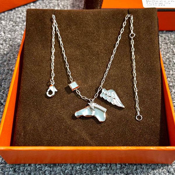 

famous brand h ladies horse pendant necklace designer classic horse and wings necklace sterling silver pendant necklace and original box