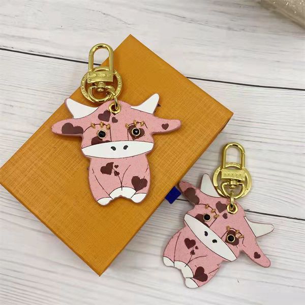

luxury pink key chain v letter print cow shape flower leather car fashion men women lanyard cutewallet rope chain accessories with box, Silver
