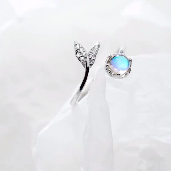 

real 925 sterling silver симпатичного хвост moonstone личность регулируемое кольцо изящные ювелирные изделия для женщин партий элегантных ак, Slivery;black