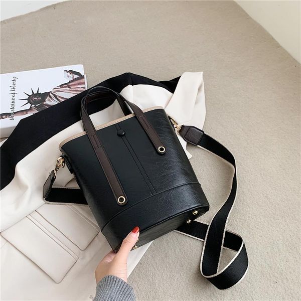 

new style ladies shoulder bags literary female bucket bag fashion all-match bag large capacity simple female shopping