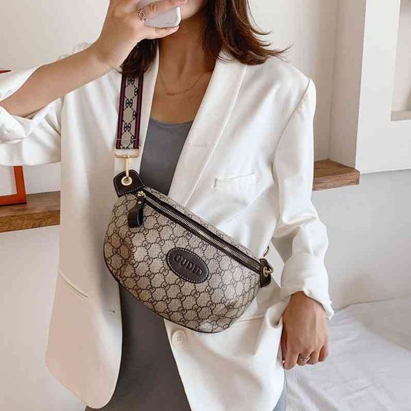 

2022 factory wholesale messenger girl's women's fashion summer versatile waist dumpling chest bag, Red;black