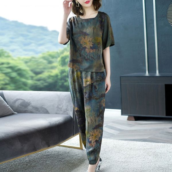 

summer middle-aged casual suit pants anti-ice silk trouserstrousers and trousers mother's two-piece suit large size women's short, Gray
