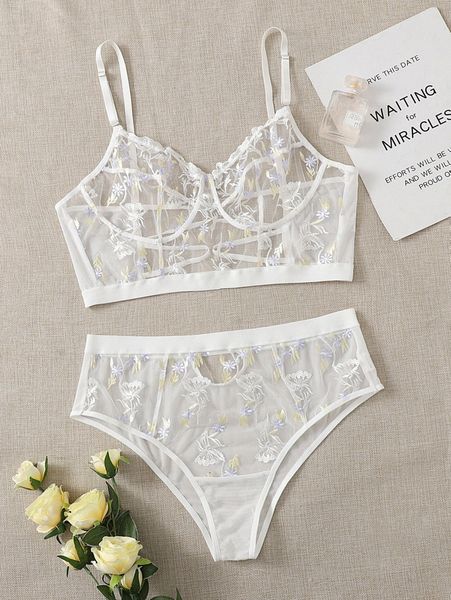 

plus embroidery sheer mesh lingerie set b4pl#, Black;white