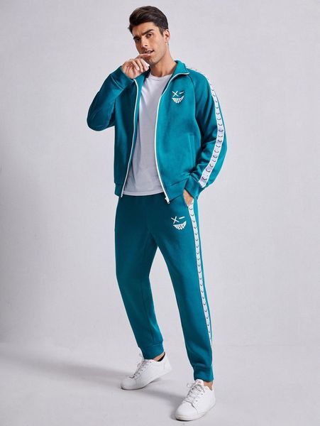 

men cartoon graphic elk striped side sweatshirt and joggers set i1ld#, Gray