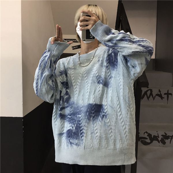 

2021 men's blouse autumn new winter embroidered nightgown fashion young clothing yzwl, White;black