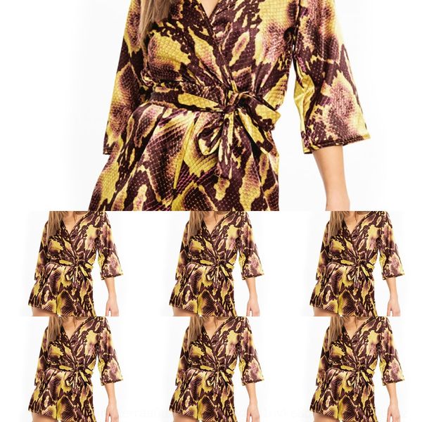 

21rn noble women womens shirt elegant new sequined sequins tshirt t fashion peacock tee shirt femmer lady sakura fashion clothes 4xl