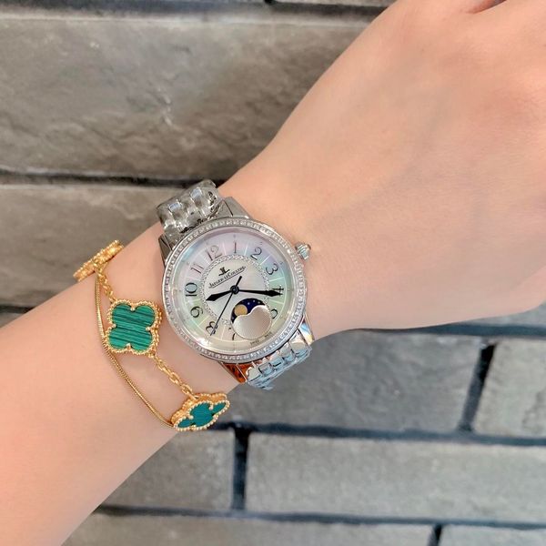 

2020 new ladies watch fashion luxury quartz watch ladies gift casual watches dress elegant diamond watches waterproof design watch51603, Slivery;brown