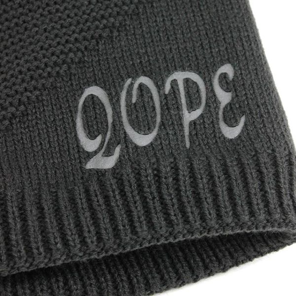 

flb] wool men's winter hats fashionable knit black hats autumn hats thick and warm skullies peas soft knitted woolenf18047 sqcpvd, Black;white