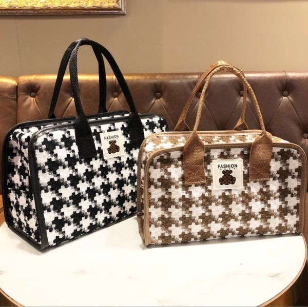 

cub lattice makeup bag mommy fashion handbag cute cartoon portable storage bath bag