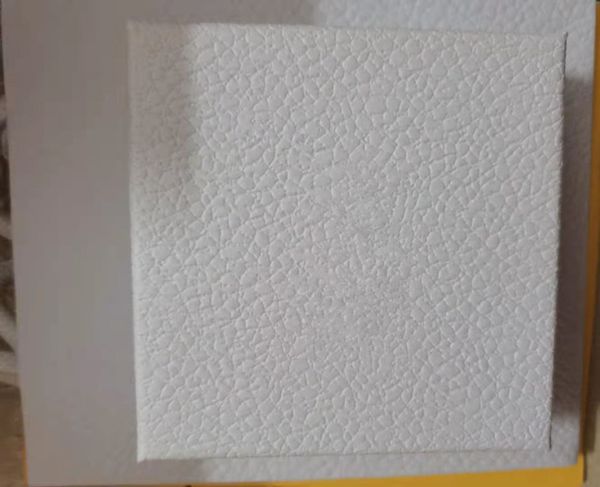 

the new 18 styles of letter earrings are suitable for women gifts for bees and love earrings jewelry box, Golden;silver