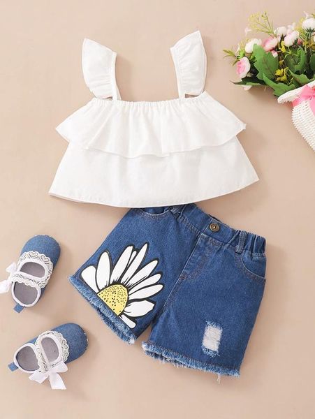

baby ruffle trim & floral print raw hem denim shorts she, White