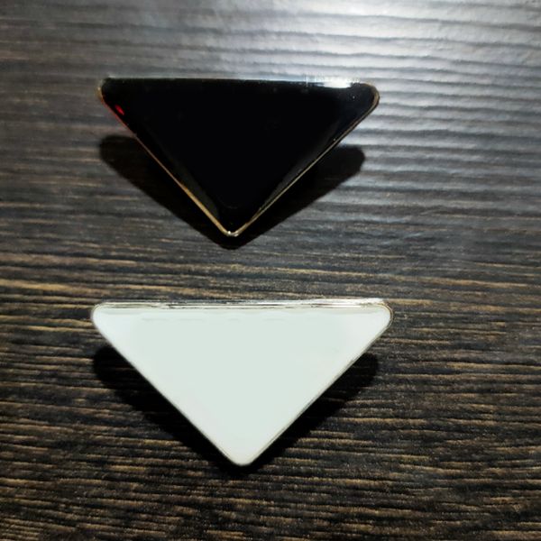 

metal triangle letter brooch women girl triangle brooch suit lapel pin white black fashion jewelry accessories, Gray