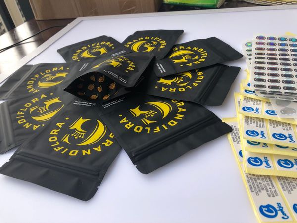 

stickers flavors packaging yellow california bags black bags 3.5g and label cookies edibles hologram mylar grandiflora bbyjv bde_luck