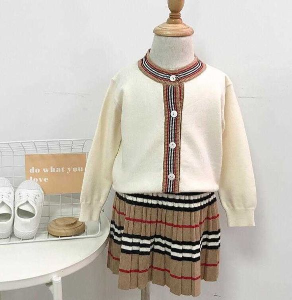 Elbiseler Kız Modaya Türük Bahar Tasarımcısı Yenidoğan Bebek Sevimli Giysileri Küçük Kızlar Kıyafet Kumaş 45PU