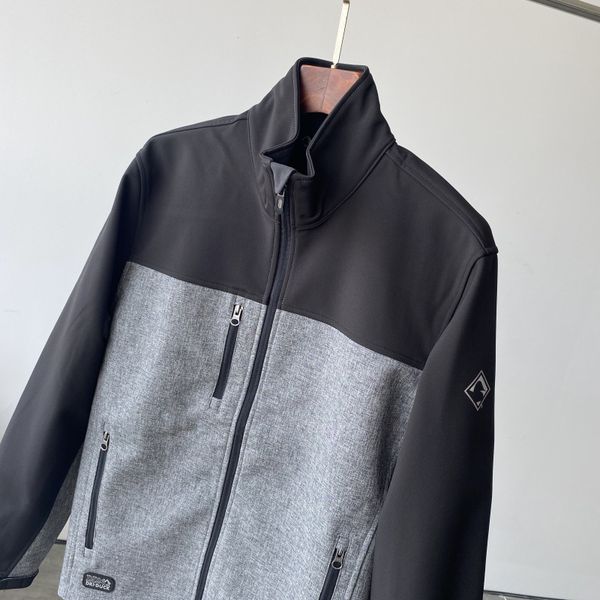 

new large autumn and winter men's outdoor leisure compound cashmere waterproof soft shell jacket male fashion card, Black;brown