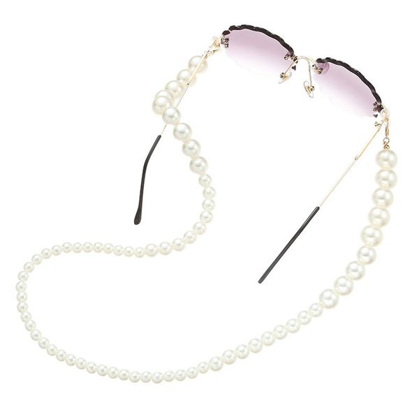 Neu eingetroffene luxuriöse Brillenkette mit mehreren Arten wunderschöner künstlicher Perlen mit Karabinerverschluss für Allzweck-Brillen-Mundmaskenketten