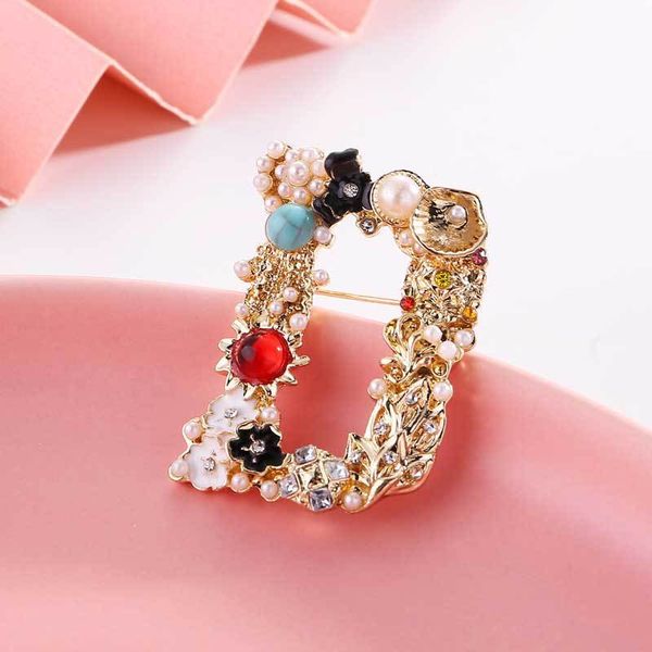 

fashion crystal rhinestone d letter brooch pin english alphabet d brooches lapel pins women girls corsage designer jewelry accessary gifts, Gray