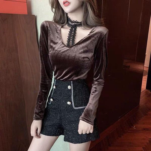 

early spring 2021 new thin lace neck velvet slim long sleeve t-shirt women's wear, White